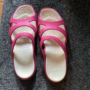 CROCS Women's Patricia II coral pink strappy slide wedge sandals 8